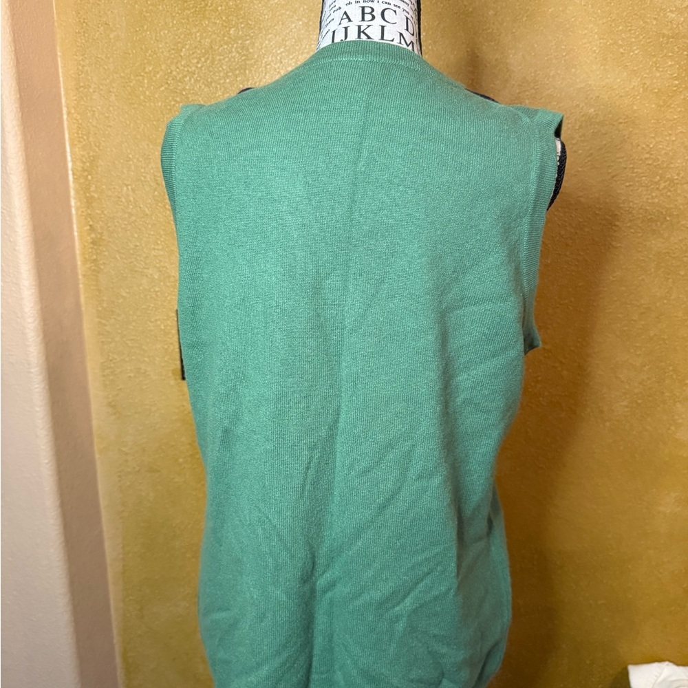 L.L. Bean Green and Navy Argyle V-Neck Sweater Vest - Picture 3 of 4